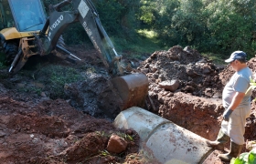 Instalação de rede pluvial no Cerro dos Gomes (2)