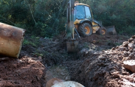 Instalação de rede pluvial no Cerro dos Gomes (4)